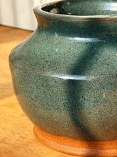 Load image into Gallery viewer, Speckled clay blue glaze dipped pot with hole
