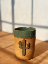Load image into Gallery viewer, Speckled green glaze cactus clay pen cup

